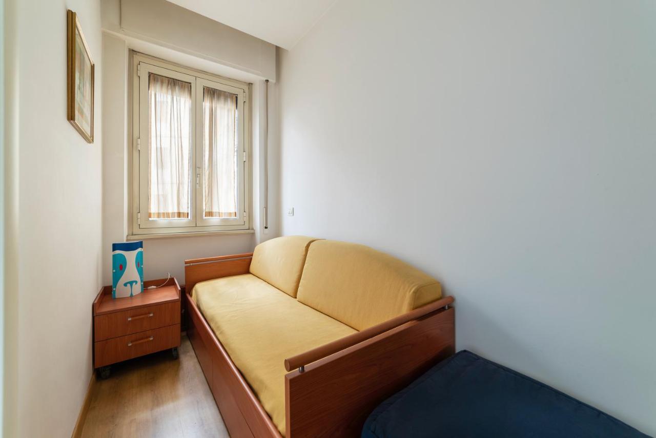 Sunny Apartment Piramide Рим Екстериор снимка