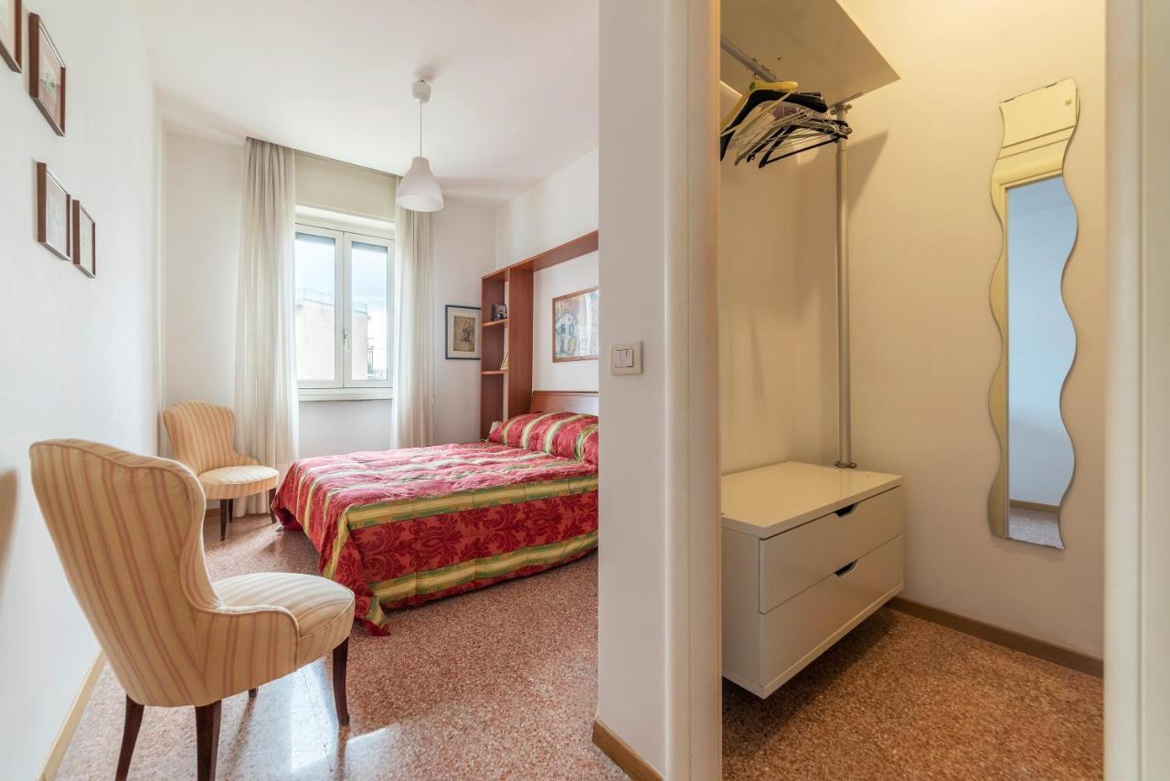 Sunny Apartment Piramide Рим Екстериор снимка
