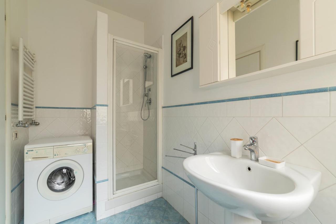 Sunny Apartment Piramide Рим Екстериор снимка