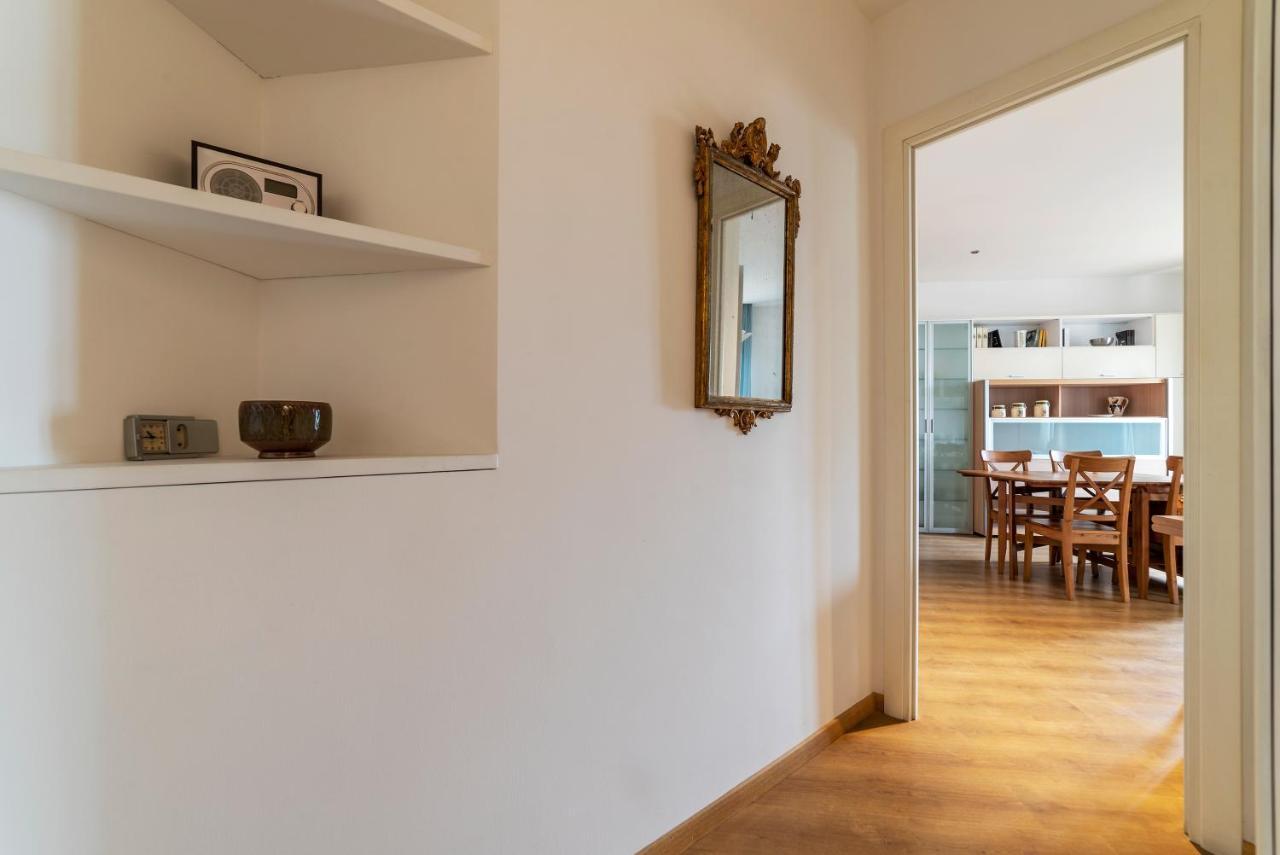 Sunny Apartment Piramide Рим Екстериор снимка